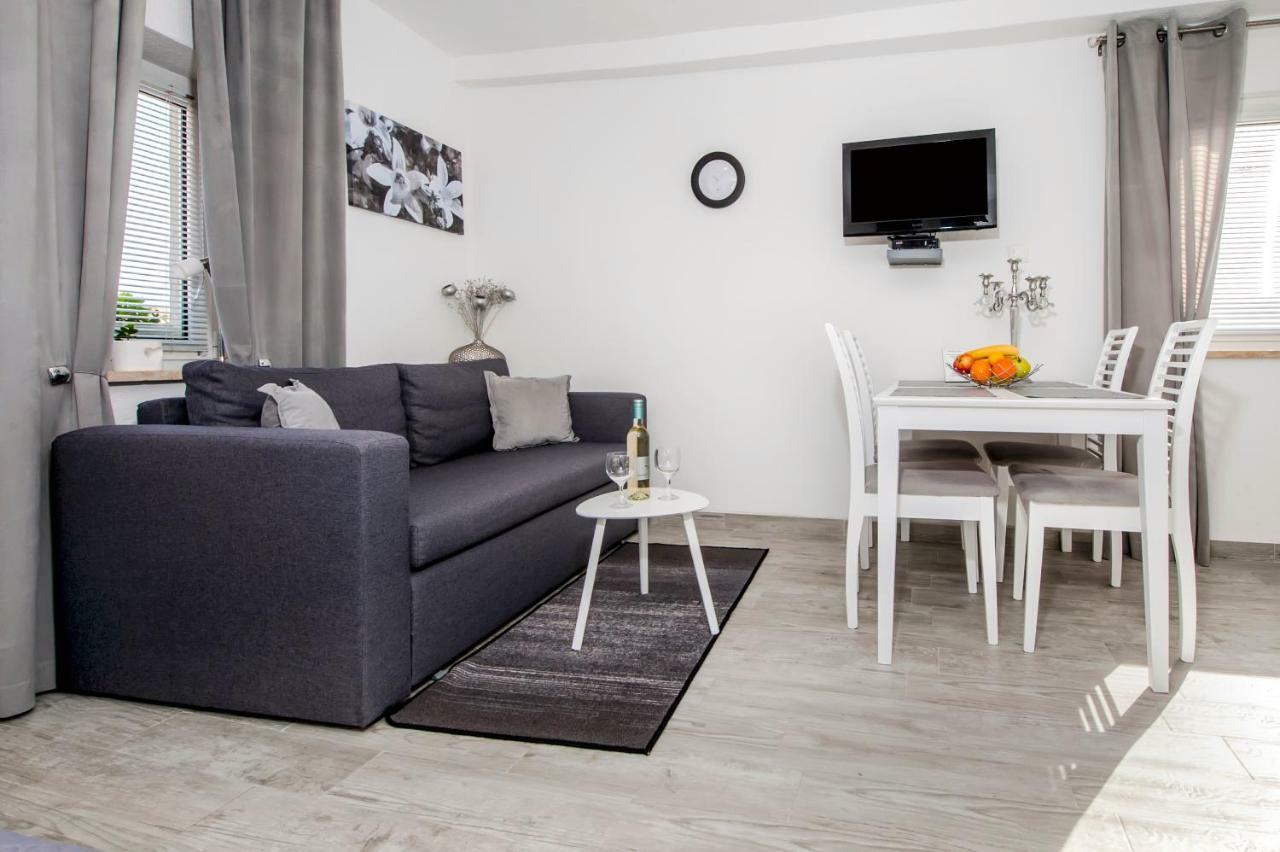 Studio Apartment Sunce Rovinj Bagian luar foto